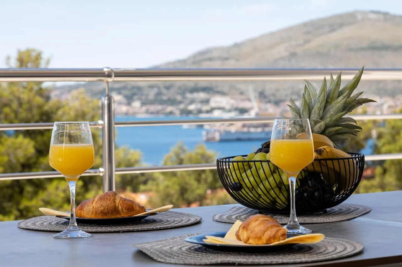 Apartment Villa Palavra Trogir